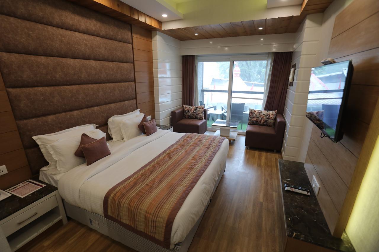 Milestone Inn & Spa Mussoorie Exterior photo